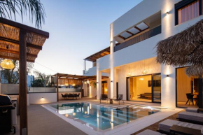 Isla Luxury Apartment - Private Pool - 100m from the beach